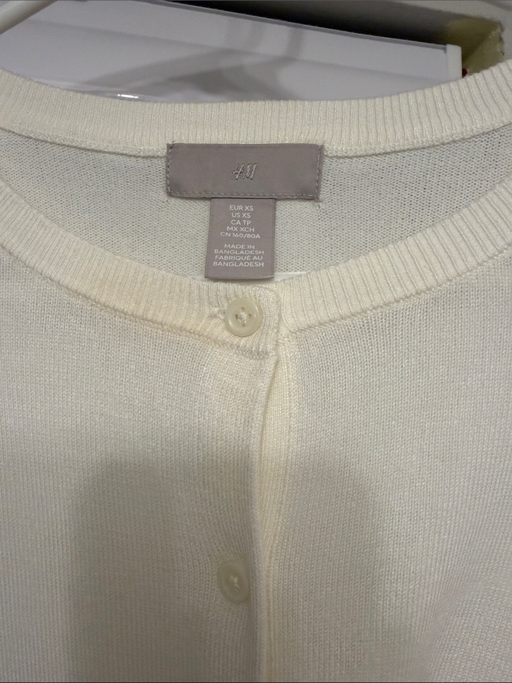 NWOT H&M Cream Button-Up Women's Cardigan - Picture 3 of 3